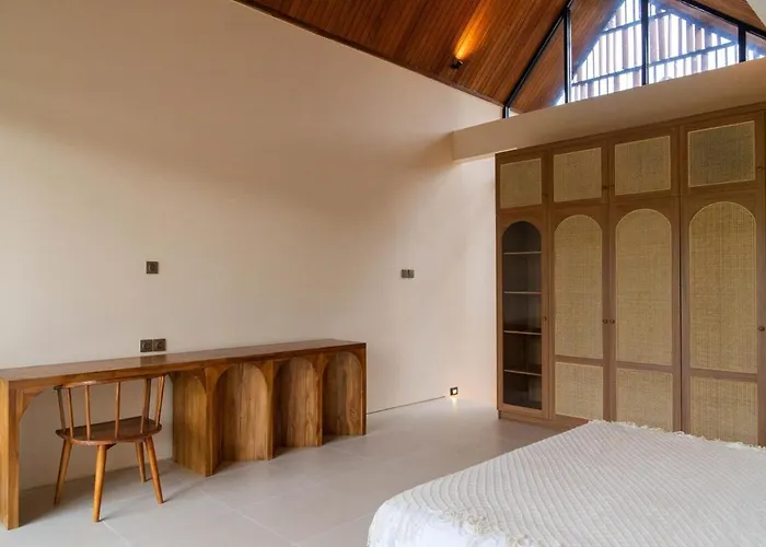 Ferienhaus Modern 1br Pool With Balcony In North Canggu *