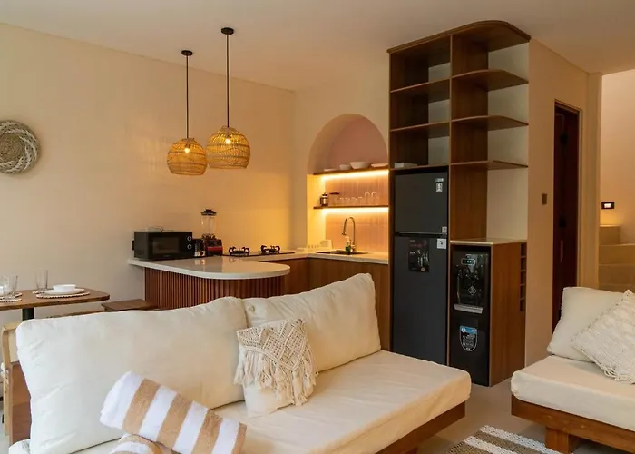 Modern 1br Pool With Balcony In North Canggu