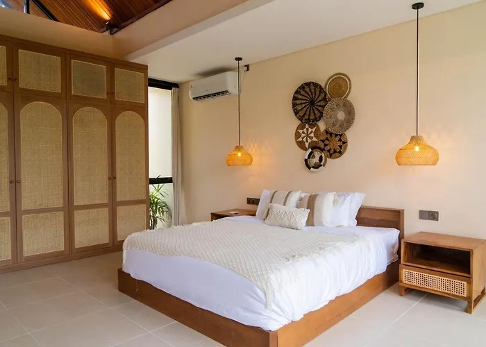 Ferienhaus Modern 1br Pool With Balcony In North Canggu *