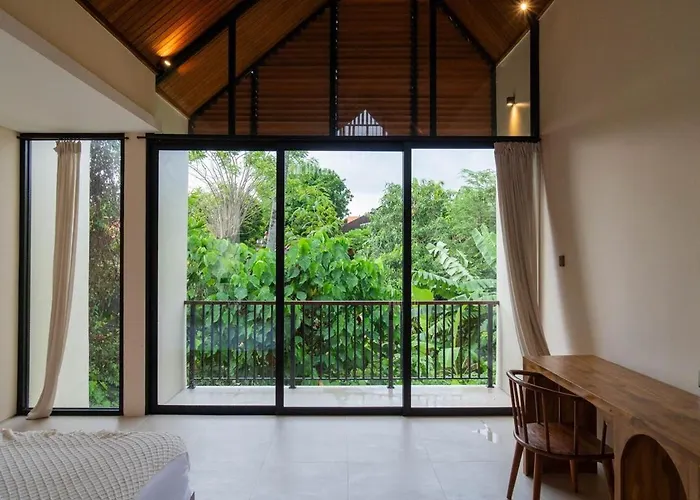 Modern 1br Pool With Balcony In North Canggu